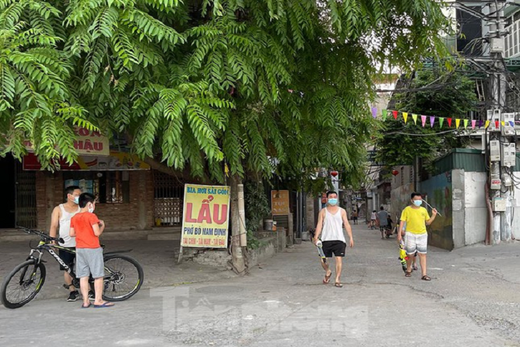 Tình trạng này khiến nhiều người đặt câu hỏi liệu chính quyền địa phương đã ra quân xử lý quyết liệt hay chưa? 