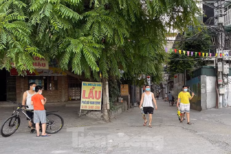 Tình trạng này khiến nhiều người đặt câu hỏi liệu chính quyền địa phương đã ra quân xử lý quyết liệt hay chưa? 