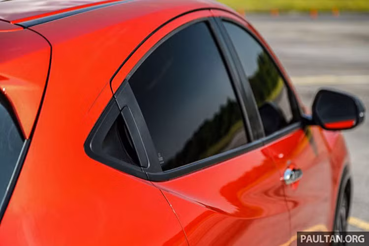 Honda HR-V 2021 ban ra tai Malaysia, khoi diem 579 trieu dong-Hinh-2