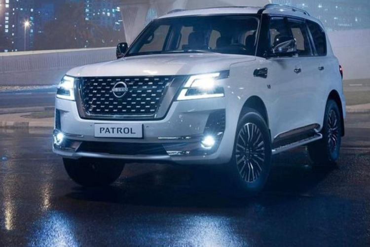 Mức giá xe Nissan Patrol 70th Annniversary phiên bản đặc biệt này khởi điểm từ 199.900 AED (khoảng 1,25 tỷ đồng).