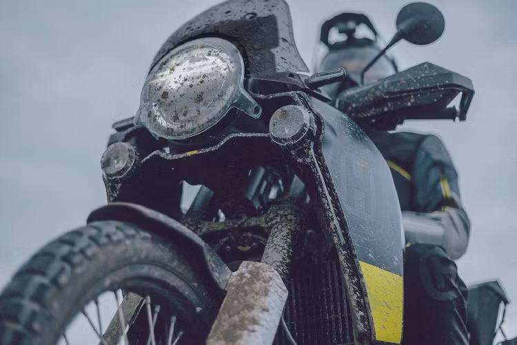 Hiện tại, giá xe Husqvarna Norden 901 vẫn chưa công bố giá bán xe ADV 901 Norden, tuy nhiên giới truyền thông phương tây cho rằng giá thành của mẫu xe này sẽ rơi vào khoảng 12.000 - 12.500 Bảng, tương đương 370 - 390 triệu đồng.