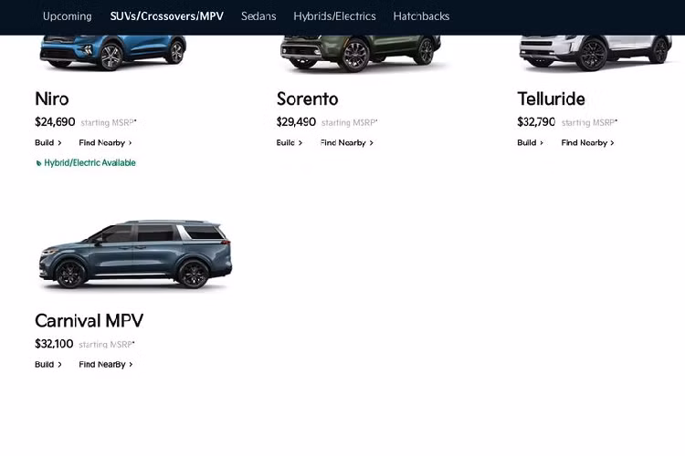 Cách gọi của THACO dành cho Carnival 2022 đang gây ra tranh cãi lớn trên mạng xã hội. Một số người cho rằng ngày nay, nhiều mẫu SUV/crossover chia sẻ khung gầm với sedan, hatchback và cả MPV, minivan nên mới có chuyện gọi tên "loạn" như vậy. Mặc dù gọi là SUV nhưng thật ra Carnival 2022 ở Việt Nam vẫn sẽ cạnh tranh mẫu minivan như Peugeot Traveller, Toyota Granvia và Toyota Hiace.