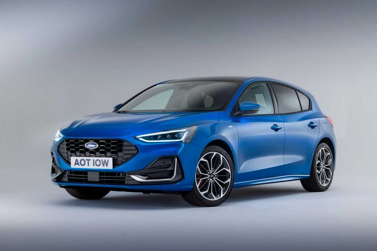 Ngoài ra, Ford cũng cung cấp cho người dùng một động cơ khác là động cơ 3 xylanh 1.0L công suất 100 mã lực và 125 mã lực, đi kèm là hộp số sàn 6 cấp.