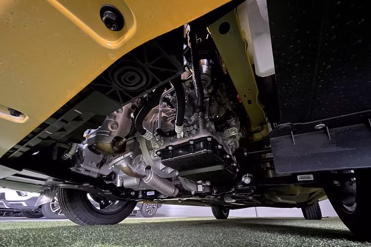 Rất tiếc, cấu hình động cơ tăng áp và hộp số tự động ly hợp kép của MG5 2021 lại chưa được phân phối ở khu vực Đông Nam Á. Cấu hình động cơ MG5 2021 tại Việt Nam trong tương lai sau khi được phân phối sẽ tương tự như tại Thái Lan!