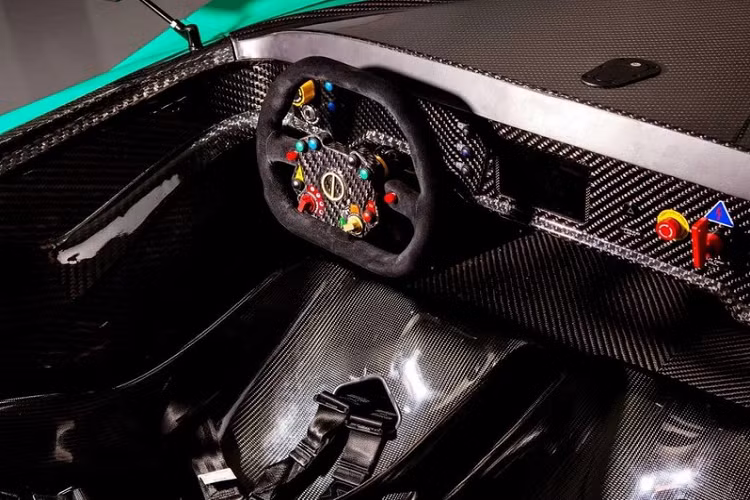 Dựa theo Baltasar, quá trình phát triển Revolt đã được thực hiện bí mật trong nhiều năm, vì mong muốn không đi vào con đường mòn như nhiều công ty khởi nghiệp xe điện khác, ví dụ công bố bản xe concept và hình ảnh tạo từ máy tính, nhưng rồi sau đó không thể phát triển thêm nữa. Thay vào đó, Baltasar muốn “khiến mọi người ngạc nhiên với một siêu xe thể thao chạy điện đã được phát triển hoàn chỉnh và sẵn sàng đưa ra thị trường”.