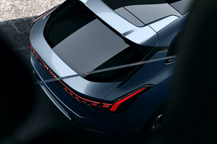 Là mẫu xe tương lai, Zero Concept hoàn toàn mới được trang bị hệ thống trợ lái CoPilot cùng công nghệ Mobileye SuperVision cho khả năng tự lái. Vẫn chưa rõ Zero Concept có thể tự lái ở mức độ mấy. Các tính năng, công nghệ trên xe có thể được cập nhật liên tục trong quá trình sử dụng thông qua phản hồi của chủ xe.