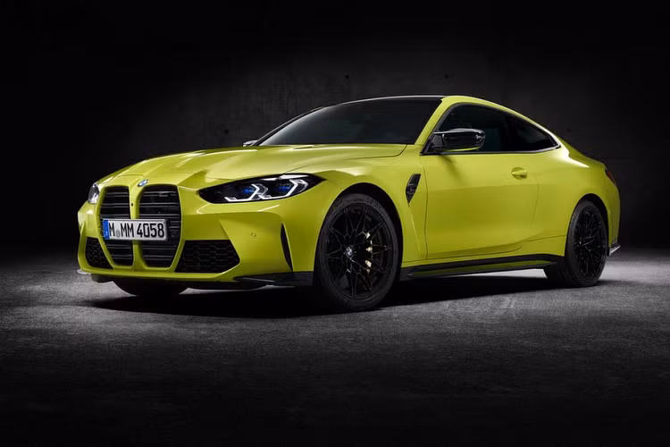 Một đơn vị nhập xe tư nhân mới đây vừa đăng tải thông tin chào bán mẫu BMW M4 2021 mới. Mức giá được đơn vị này đưa ra là trên 6 tỷ đồng và sẽ có xe giao trong khoảng một tháng, tính từ thời điểm nhận cọc.