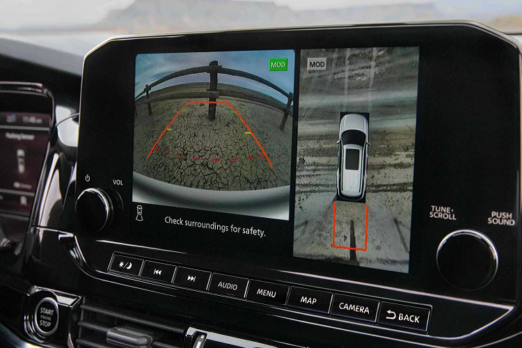 Các mẫu SV và SL cũng sẽ cung cấp bổ sung thêm tính năng kiểm soát hành trình thích ứng và giữ làn đường. Bản Platinum sẽ có thêm Navi-Link, sử dụng dữ liệu từ điều hướng để dự đoán tốc độ chậm cho các khúc cua sắp tới trên đường, lối ra xa lộ và các nút giao. Giá xe Nissan PathFinder 2022 hiện vẫn là một ẩn số.