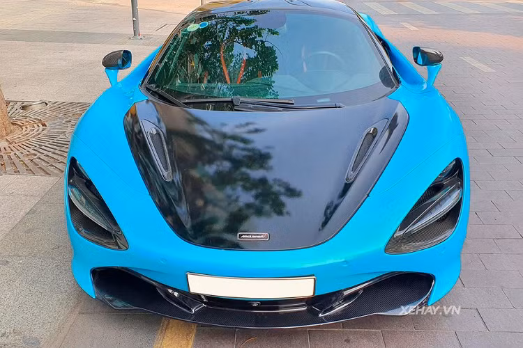 Trong buổi họp báo giới thiệu McLaren 720s, ông Wayne Bruce, Giám đốc toàn cầu của McLaren về Quan hệ công chúng, người được bạn bè gọi là Man-Bat, chia sẻ: “Mục tiêu của chúng tôi là tạo ra siêu xe tốt nhất thế giới”. Và quả đúng như vậy, thông qua các con số biết nói về kết quả bán hàng, McLaren 720S đã chứng minh cho cả thế giới về độ hot và chất lượng mà mẫu xe này sở hữu.