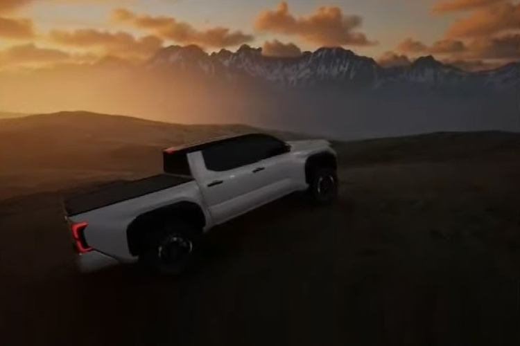 Toyota không cung cấp thông tin chi tiết về hệ truyền động hoặc khung gầm của Pickup EV. Một tin đồn cho biết rằng công ty có kế hoạch chuyển Tacoma thế hệ tiếp theo sang kiến trúc khung gầm TGNA-F, loại đang được sử dụng cho Tundra, Land Cruiser, và Lexus LX mới nhất. Khung gầm này có thể hỗ trợ hệ truyền động điện, do vậy chiếc xe bán tải này cũng có thể sử dụng nó.