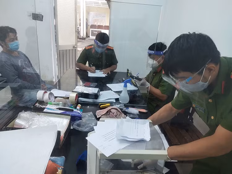 Dung o to cho sung va ma tuy 