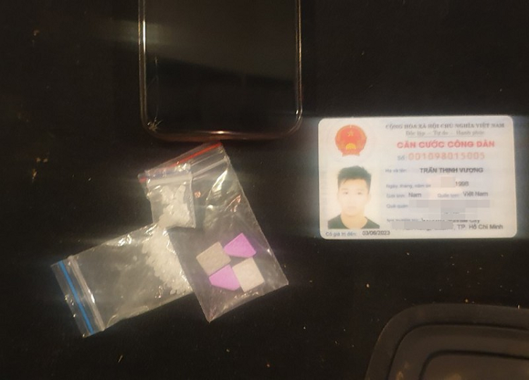 Dung o to cho sung va ma tuy 