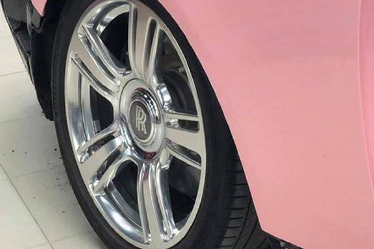 Hiện Công an TP HCM đã yêu cầu các đơn vị trên địa bàn kiểm tra, rà soát, cung cấp thông tin về việc tiếp nhận, phân loại, tin báo, tố giác về tội phạm liên quan đến các cá nhân kêu gọi, quyên góp từ thiện mà Tổng giám đốc Công ty CP Đại Nam đã phản ánh trên mạng.