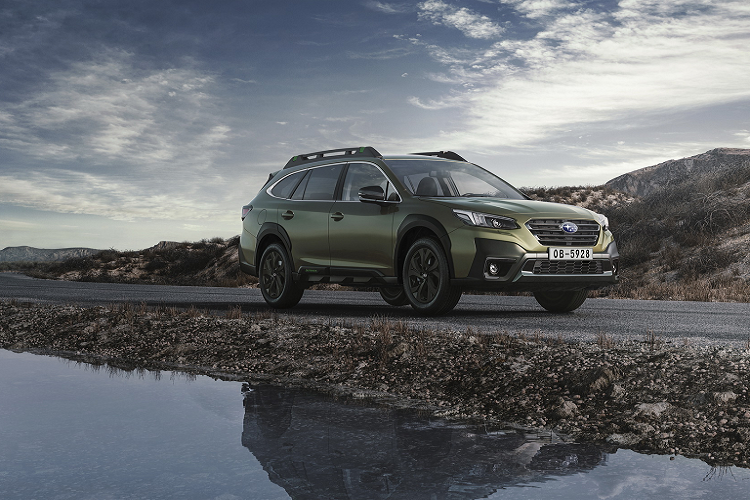 Subaru Outback hoàn toàn mới được phát triển dựa trên Nền tảng toàn cầu mới nhất của nhà sản xuất ô tô Nhật Bản, sử dụng nhiều thép cường độ cao hơn để có thân xe nhẹ hơn và cải thiện độ an toàn, với độ cứng tăng tới 70%. Nhờ có nền tảng và hệ thống treo mới cứng hơn, Subaru Outback mới hứa hẹn mang đến khả năng xử lý tốt hơn cùng sự thoải mái hơn trong suốt hành trình. Cabin cũng yên tĩnh hơn nhờ các tấm lót cứng hơn và kính chắn gió phía trước cách âm.