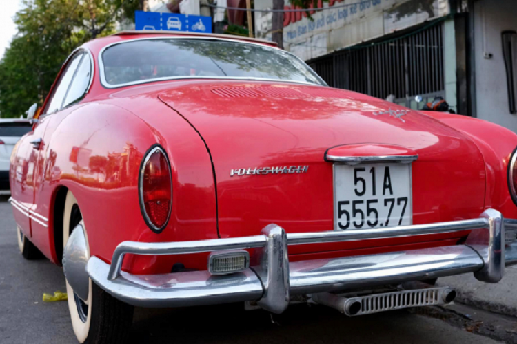 Tại Việt Nam, mẫu xe Volkswagen Karmann Ghia (Type 14) đã xuất hiện tại Sài Gòn từ thập niên 70. Hiện tại, Volkswagen Karmann Ghia thường có trong bộ sưu tập của những “tay chơi” sưu tầm xe cổ, đa số chúng được phục hồi và bảo quản một cách cẩn thận để duy trì vẻ đẹp qua thời gian.