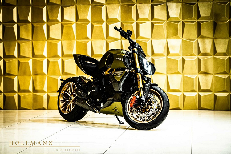 Cơn sốt Ducati Diavel 1260 Lamborghini là không phải bàn cãi khi các đại gia lắm tiền sở hữu siêu xe của hãng Lamborghini nói chung và phiên bản xe Sian nói riêng đã nhanh chóng liên hệ để tìm mua nhằm bổ sung vào garage 1 mẫu xe "Lamborghini" 2 bánh.