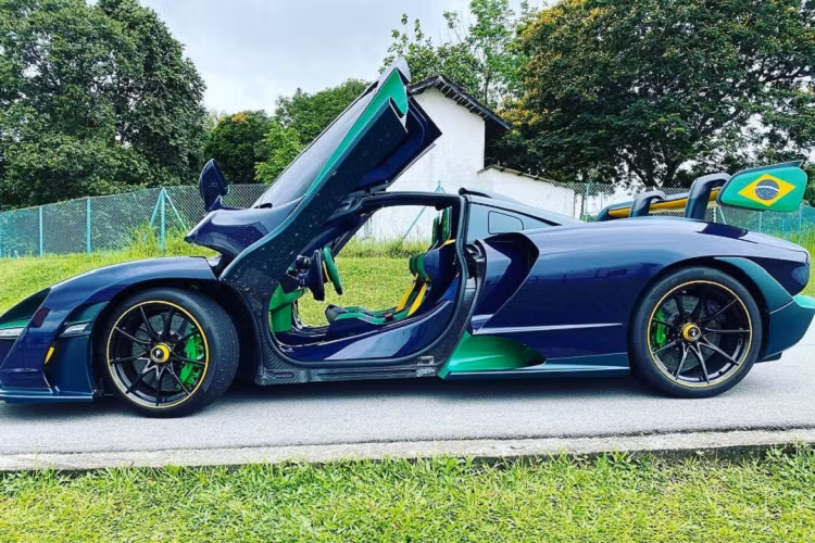 Tốc độ tối đa của siêu xe McLaren Senna ngang bằng với McLaren 720S là 341 km/h.