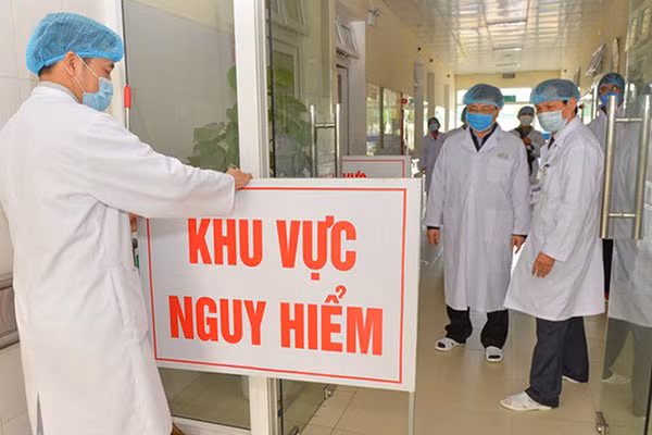 Những người thuộc diện không được rời Hà Nội về quê đón Tết Nhung nguoi thuoc dien khong duoc roi Ha Noi ve que don Tet