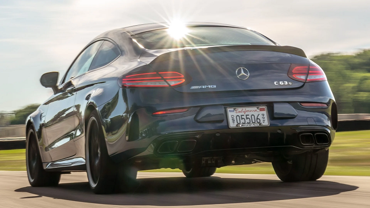 Mercedes-Benz ngung ban xe dong co V8 vi kem chat luong?-Hinh-2