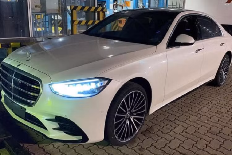 Mercedes-Benz S-Class 2021 