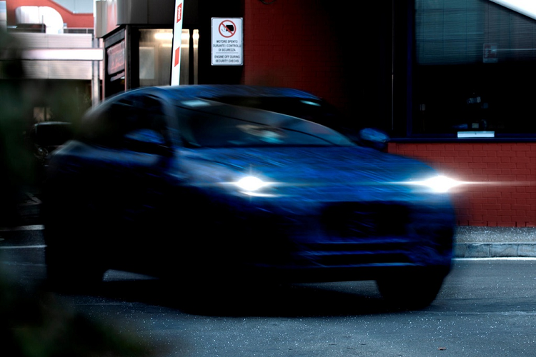 Maserati he lo thiet ke cua mau SUV hang sang Grecale 2022