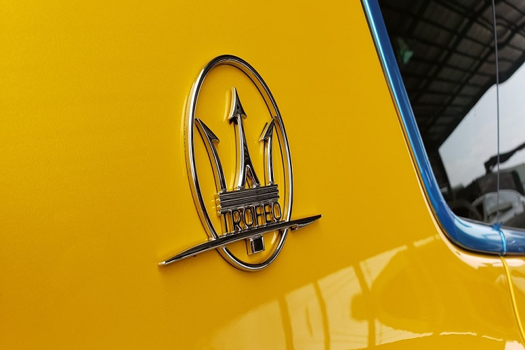 Với khối động cơ mạnh mẽ do Ferrari chế tạo, SUV hạng sang Maserati Levante Trofeo chỉ cần thời gian 3,9 giây để tăng tốc từ vị trí xuất phát lên 100 km/h, nhanh hơn 2,1 giây so với bản tiêu chuẩn và ấn tượng nhất là việc xe được mở tốc độ tối đa từ 251 km/h lên con số hơn 304 km/h.