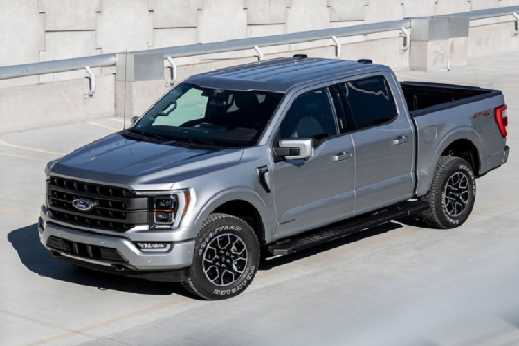  1. Ford F-Series (787.422 xe) Ford F-Series tiếp tục giữ vững là mẫu xe bán chạy nhất tại Mỹ dù đã giảm 12% doanh số so với năm 2019. F-Series là một "thế lực" tại Mỹ với doanh số khác biệt so với phần còn lại. 