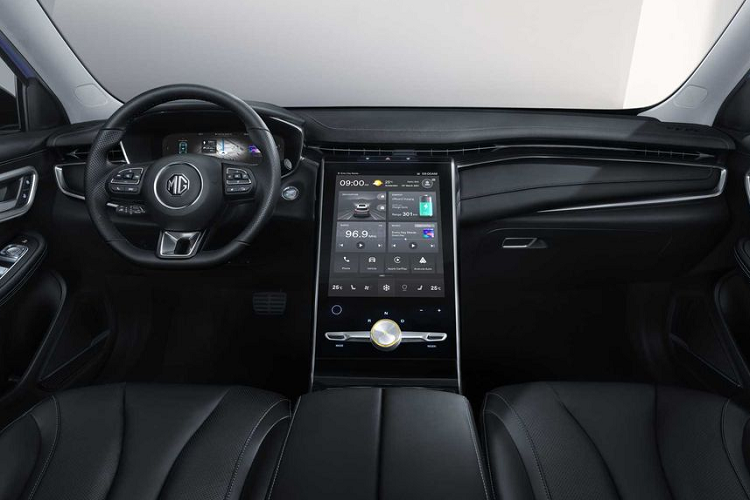 MG Marvel R Electric 2021 có thông số kích thước DxRxC tương ứng 4.674 x 1.919 x 1.618 mm, chiều dài cơ sở 2.800 mm. So với MG HS, Marvel R Electric dài hơn 10 cm, rộng hơn 4,3 cm, thấp hơn 6,7 cm và chiều dài cơ sở lớn hơn 8 cm.