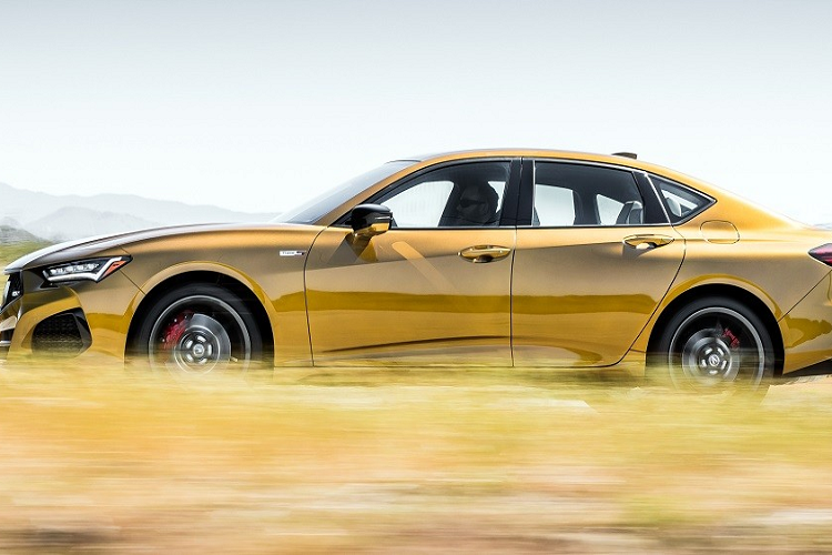 Nằm bên dưới nắp ca-pô của Acura TLX Type S 2021 là khối động cơ xăng V6, tăng áp, dung tích 3.0L, sản sinh công suất tối đa 355 mã lực và mô-men xoắn cực đại 480 Nm. 