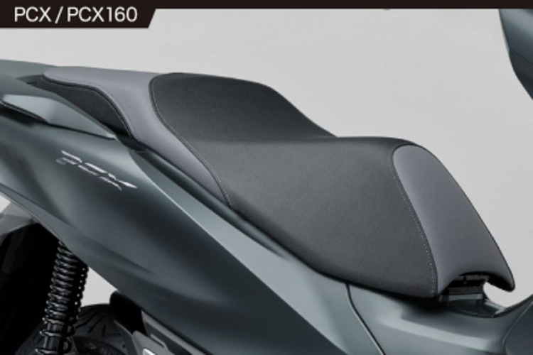 Loạt công nghệ được áp dụng trên Honda PCX 160 2021 bao gồm hệ thống kiểm soát mô-men xoắn HSTC, cổng sạc USB type-C hiện đại, chìa khóa thông minh Smart Key, màn hình điện tử hoàn toàn mới.