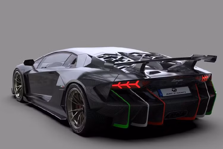 So với xe Lamborghini Aventador LP700-4 tiêu chuẩn, gói độ Duke Dynamics mang đến ngoại hình mới mẻ cho siêu bò này với nắp capô hiếu chiến mới với điểm nhấn hai khe hốc gió lớn, ngoài ra, cản va trước cũng như hốc gió được sửa đổi thiết kế lại. Bên hông xe, các vòm bánh xe được mở rộng tăng kích thước chiều ngang cho xe và toàn bộ đuôi xe được thay thế hoàn toàn theo sản phẩm của Duke Dynamics. 