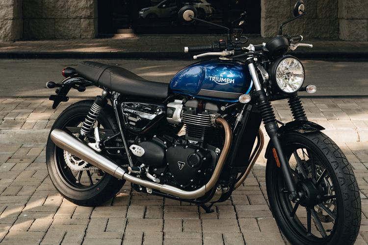 Đươc thiết kế với vóc dáng thời trang – gọn – nhẹ, Triumph Street Twin 2021 mới là dòng xe Modern Classic được đánh giá là thành công nhất của Triumph mang hơi hướng cổ điển truyền thống xen lẫn với hiện đại.
