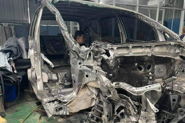 Hiện chưa rõ phần khung phía trước đã được thay mới hoàn toàn hay chỉ là sửa chữa.