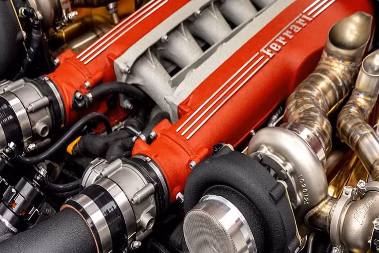 Tuy nhiên với những người chơi xe “táo bạo” cũng như mạo hiểm từ nhóm DDE, dự án này xứng đáng là một trong những điểm sáng bên cạnh chiếc Huracan EVO RWD Spyder mà nhóm này từng thực hiện trước đây.