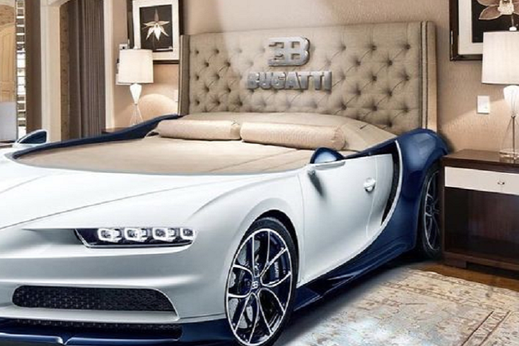 Chiếc giường đặc biệt vẫn sẽ có các bánh xe, cánh cửa, đèn pha cũng như toàn bộ mặt ca-lăng, thậm chí đến gương chiếu hậu cũng được giữ lại. Chi tiết này thật ra khá nguy hiểm đối với người nằm vì nếu không cẩn thận thì dễ đá vào gương cánh.