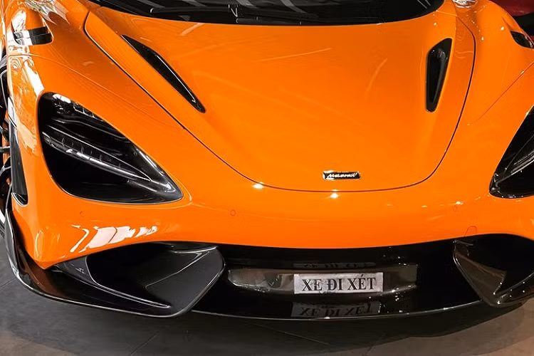 Một số ý kiến cho rằng, rất có thể chủ nhân của chiếc siêu xe McLaren 765LT, là 1 đại gia sinh sống ở tỉnh Kiên Giang đã bán lại mẫu xe giới hạn. Nhưng cũng có không ít thông tin cho biết xe vào Sài thành là để hoàn thành các thủ tục xét xe để sớm có biển số.