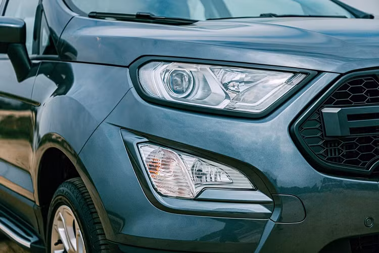 Hiện tại, Ford EcoSport đã bước sang bản nâng cấp facelift mới chủa thế hệ thứ 2. Trong vài năm sắp tới, chắc chắn Ford sẽ sớm giới thiệu EcoSport thế hệ mới, hứa hẹn sẽ mang nhiều đổi mới nhằm tăng sức cạnh tranh hơn trong phân khúc CUV hạng B.