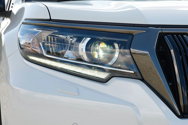 Các trang bị an toàn trên mẫu SUV cỡ lớn này cũng có nhiều điểm mới hấp dẫn ở lần nâng cấp này.