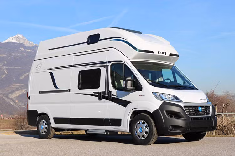 Với tất cả những gì nói ở trên, ta có thể dự đoán rằng một chiếc xe van cắm trại Boxstar XL sẽ mang một cái giá tương ứng. Cụ thể, người mua sẽ cần chi ra ít nhất 57.000 euro (tương đương 1,6 tỷ đồng) để có được một phương tiện đáp ứng nhu cầu sống tự do, hòa mình vào thiên nhiên mà vẫn tiện nghi như tại nhà.