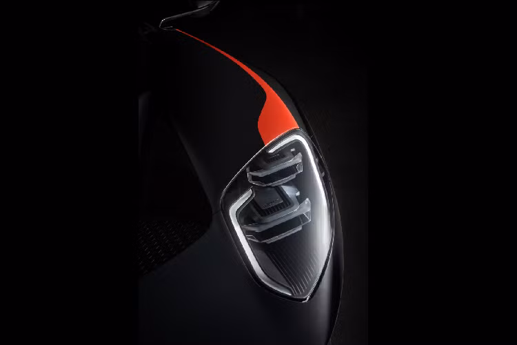 Ford hiện chưa công bố giá bán cho các phiên bản Studio Collection. Dự đoán giá phiên bản này sẽ thấp hơn so với Heritage Edition 2021 ra mắt cùng thời điểm với giá dự kiến 500.000 USD.