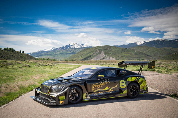  Bentley Continental GT3 Pikes Peak mới là chiếc xe đua chạy trong điều kiện khắc nghiệt nhất mà Bentley từng chế tạo và được coi là một trong những chiếc xe thuộc dự án Beyond100 đầy tham vọng của Bentley. Đây là dự án với tham vọng đưa Bentley trở thành một thương hiệu xe sang bền vững hàng đầu trên thế giới.Chiếc xe chạy bằng nhiên liệu tái tạo này sẽ tham gia giải đua Pikes Peak vào ngày 27 tháng 6. 
