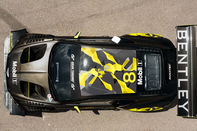 Cuộc đua này sẽ có điểm bắt đầu ở độ cao hơn 2800 mét và vạch đích sẽ kết thúc ở độ cao 4300 mét. Ở độ cao này, không khí sẽ loãng hơn một phần ba lần so với mức nước biển. Chính vì đặc thù ở môi trường này, Continental GT3 Pikes Peak đã được Bentley sửa đổi, nâng cấp với các chi tiết khí động học phù hợp, khung gầm và động cơ của chiếc xe cũng được tinh chỉnh để trở thành một chiếc Continental GT bền bỉ nhất từ trước đến nay. 