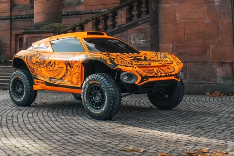 Dưới sự phát triển mạnh mẽ của phân khúc SUV, nhiều thương hiệu vốn không nghĩ đến việc sản xuất xe gầm cao cũng đã phải lấn sân vào thị trường này, bao gồm Aston Martin, Lamborghini và cả Ferrari. Tuy nhiên, những người theo chủ nghĩa thuần túy có thể tin tưởng rằng hãng siêu xe McLaren sẽ không làm như vậy. 