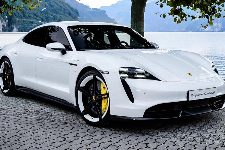 Porsche Taycan dat doanh so 29.000 xe, vuot mat huyen thoai 911