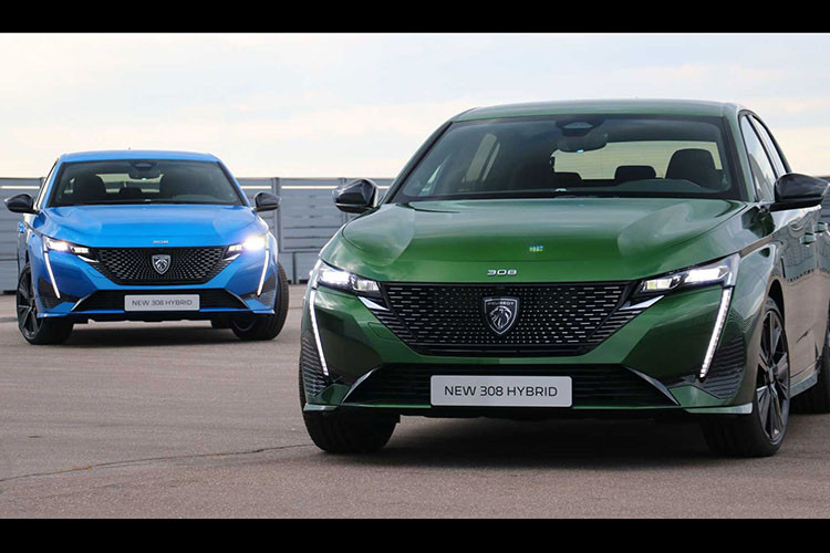 Được sản xuất tại Pháp ở nhà máy Mulhouse của Stellantis, Peugeot 308 2021 sẽ được bán ở châu Âu vào nửa cuối năm nay. Mức giá xe Peugeot 308 2021 chưa được công bố chính thức.