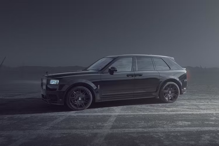 Phiên SUV siêu sang bản Rolls-Royce Cullinan đặc biệt này do Spofec thực hiện, đây là một bộ phận thuộc hãng độ Novitec, chuyên tùy biến các mẫu xe của Rolls-Royce.