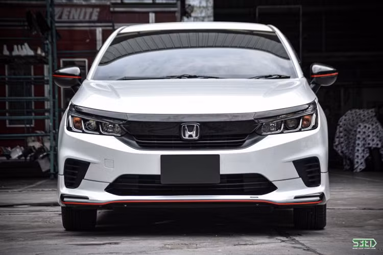 Hãng phụ tùng Seed Sport tại Thái Lan vừa cho ra mắt bộ bodykit thể thao của mẫu sedan hạng B - Honda City 2021 mới. Bộ bodykit này mang tới dáng vẻ khác biệt cho chiếc sedan hạng B của Honda.