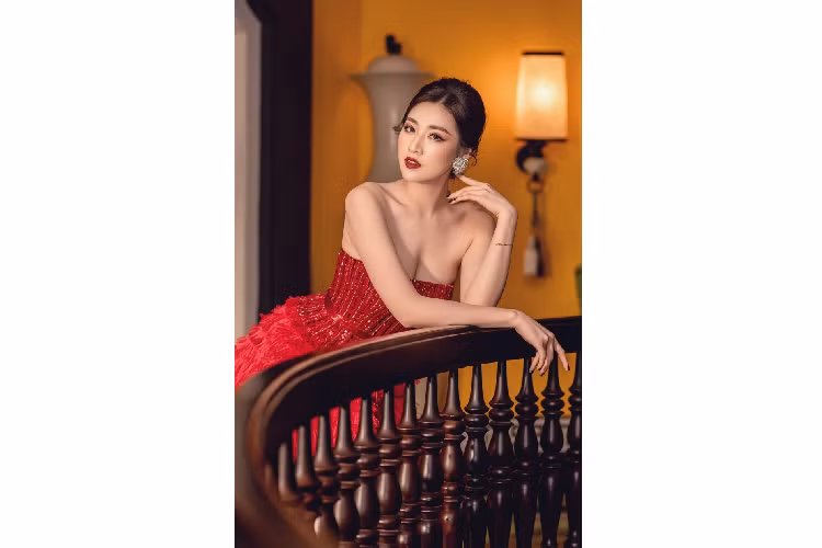 Tú Anh nói về con trai của cô: “Càng lớn Kem cũng càng biết nhiều nói nhiều hơn nên bản thân cũng thể hiện cá tính rõ hơn với mọi ngừoi. Điều Tú Anh cảm thấy rất vui và hạnh phúc bởi con luôn luôn là một cậu bé vui vẻ, thích được gần gũi tình cảm với ông bà, ba mẹ. Cũng chính vì vậy mà mỗi lần đi làm xa con, một ngày trôi qua tôi cảm thấy như dài gấp mấy lần vậy". 