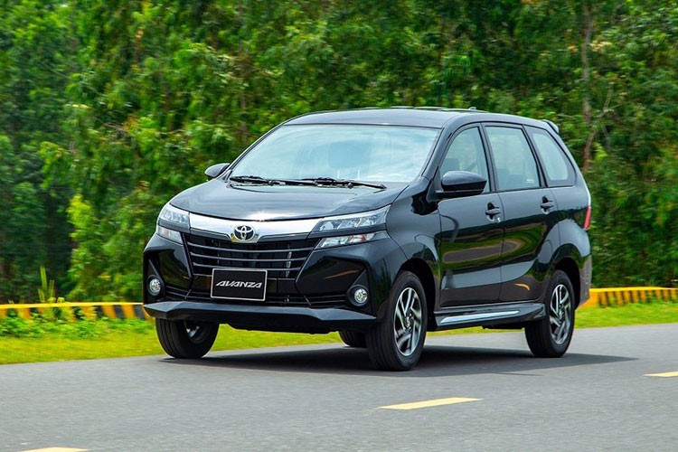 Gan 3.300 xe Toyota Avanza va Rush dinh loi tai Viet Nam