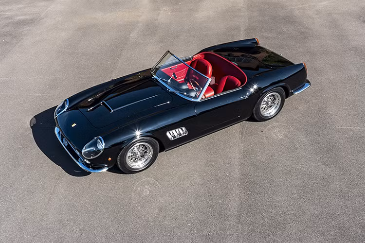 Theo tiêu chuẩn, California Spyder Revival của GTO Engineering sẽ được trang bị động cơ V12 dung tích 3.0 lít và hộp số sàn 4 cấp, nhưng các động cơ dung tích 3.5 và 4.0 lít lớn hơn cũng sẽ có sẵn cùng với hộp số sàn 5 cấp tùy chọn.